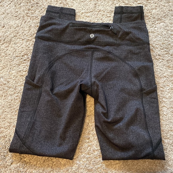 Lululemon leggings - Picture 8 of 9